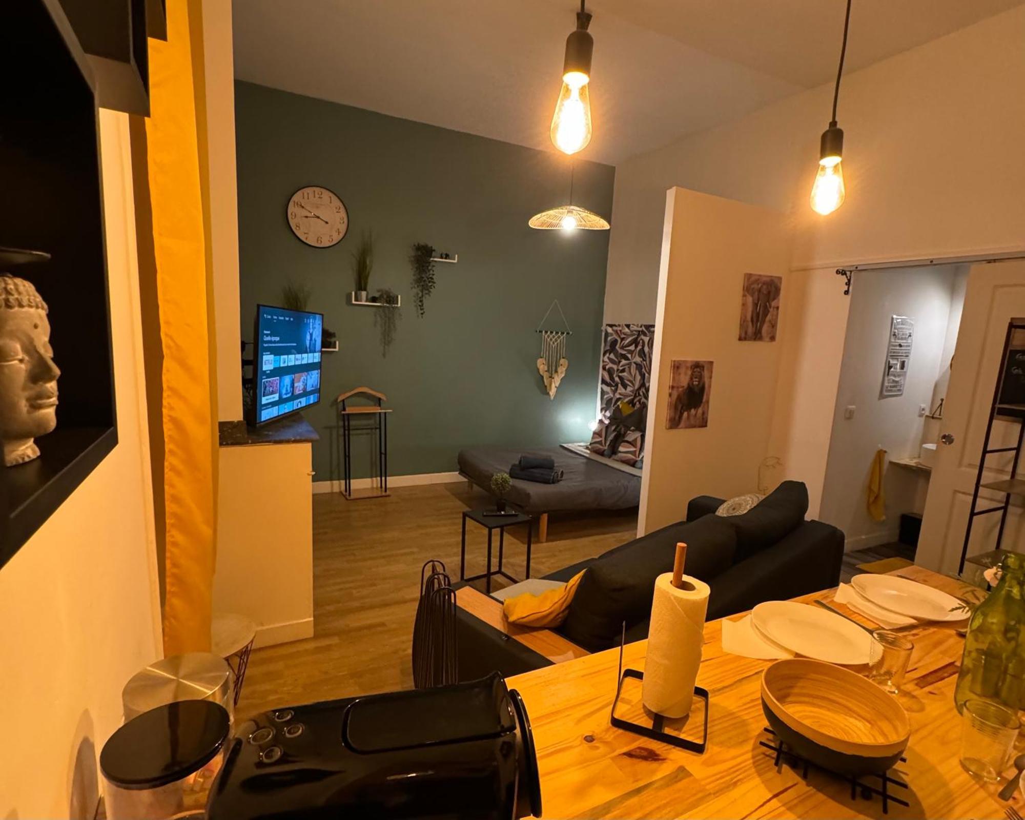 Charmant Appartement Climatise Aux Pieds De La Cite Carcassonne Bagian luar foto